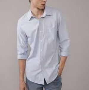 American Eagle Outfitters Sky Blue Long Sleeve Button Down Shirt Mens Size Small